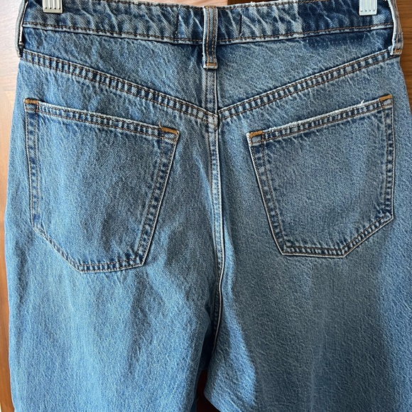 Abercrombie & Fitch, the loose high rise jean, medium wash - Picture 4 of 6